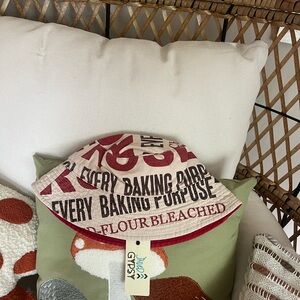 NWT Jaded Gypsy bucket hat made from upcycled flour sack. Funky & bold!